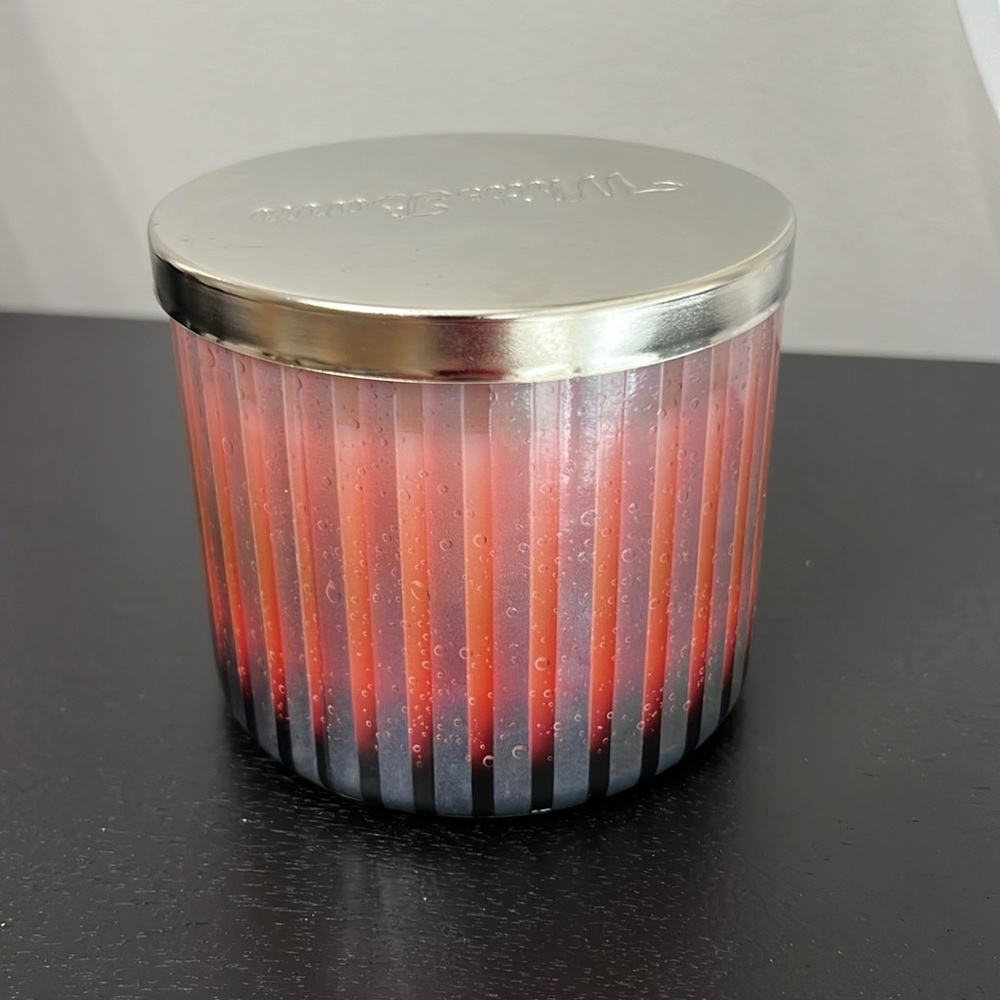 Bath & Body Works PEACH BELLINI 3 Wick Candle - Picture 2 of 4